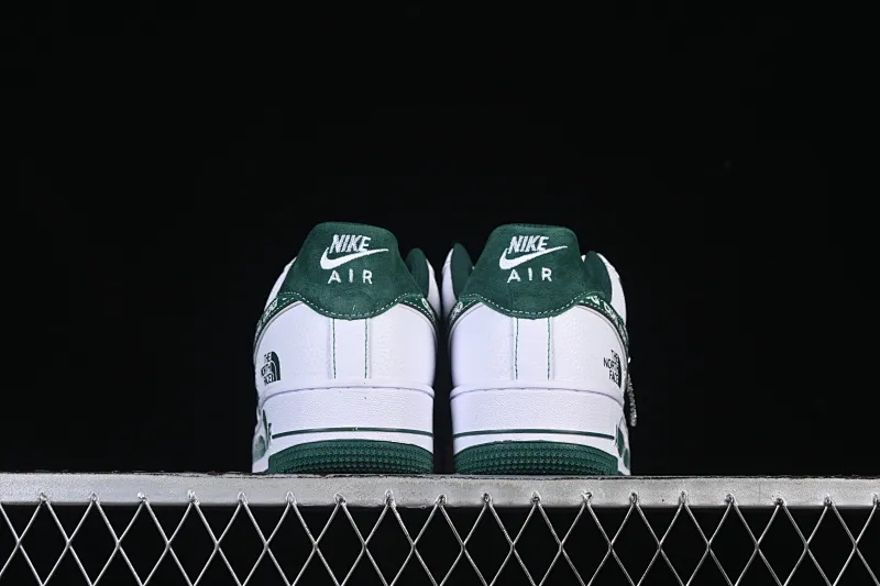 All categories Nk Air Force 1 Air Force series Nk Air Force 1 Low Air Force low top Nike Air Force 1'07 Low North Face joint Green Pig Eight suede Air Force 1 low top casual sneakers SU2305-561